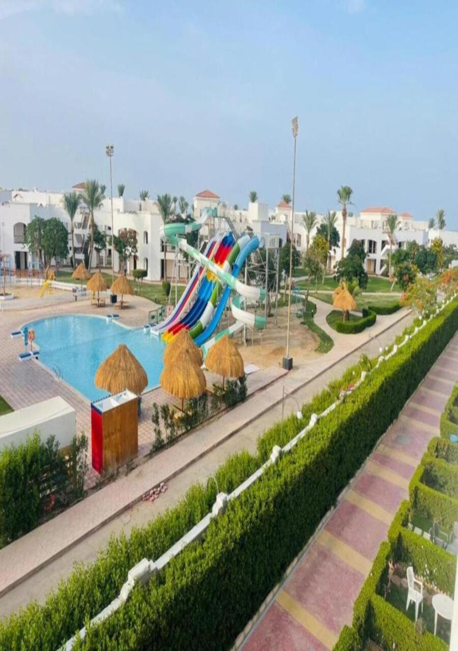 Furnished For Rent In Cecilia Furnteched, Kitchenee, Near Airport *