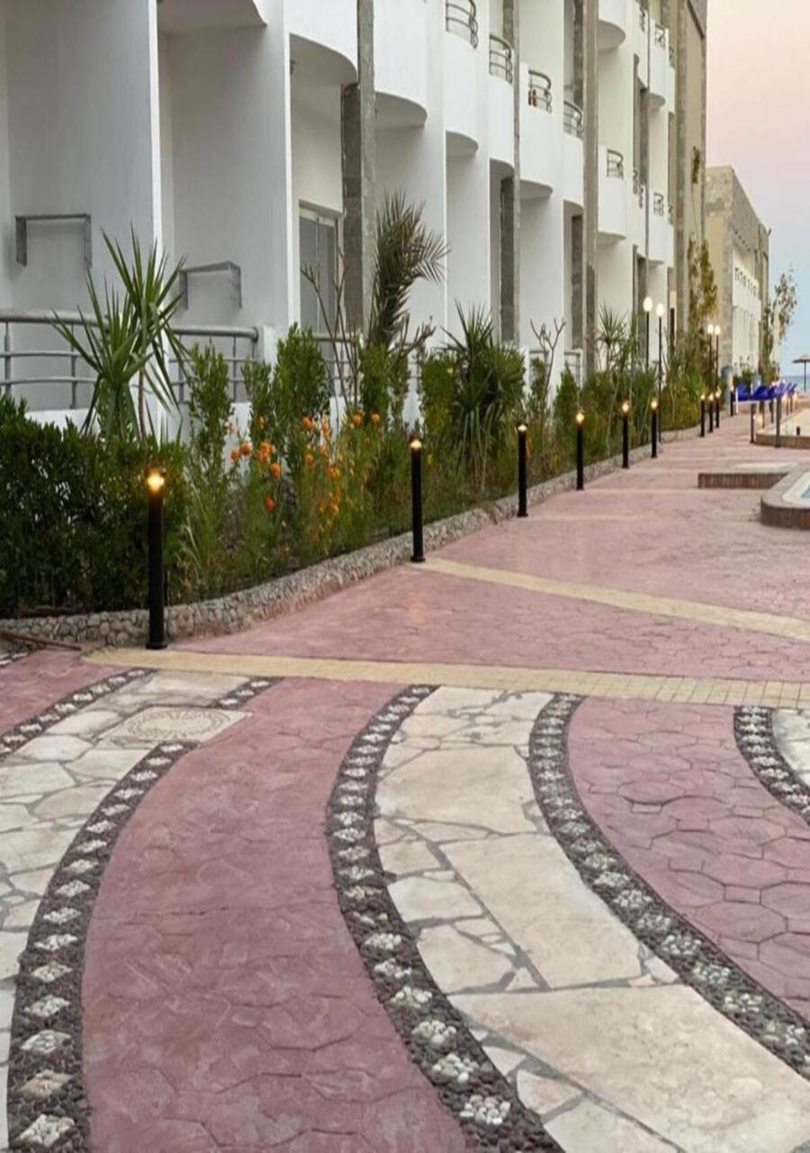 Appartement Furnished For Rent In Cecilia Furnteched, Kitchenee, Near Airport *